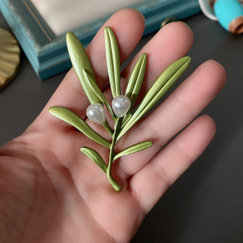 Botanical Brooch Collection