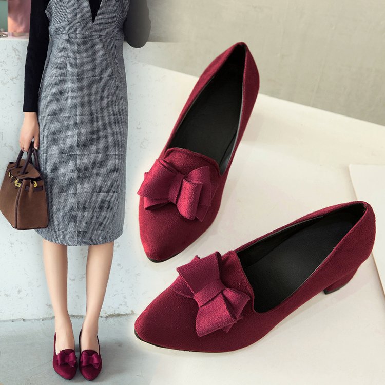 Pointed-Toe Mid-Heel Pumps