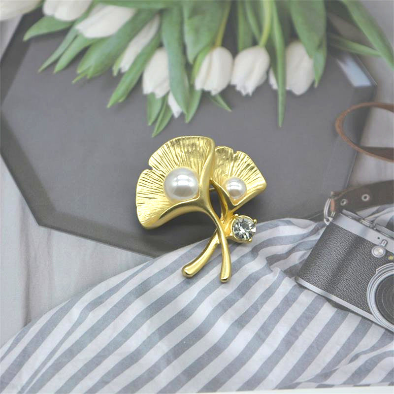 Ginkgo Leaf Brooch