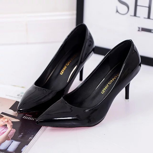 Solid-Colour Pumps
