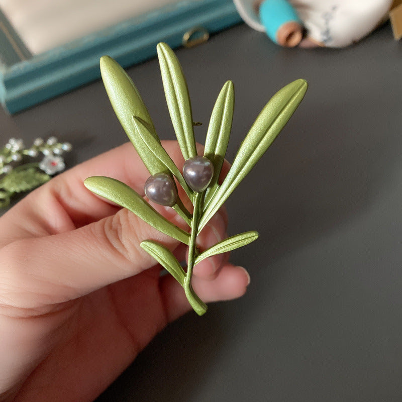 Botanical Brooch Collection