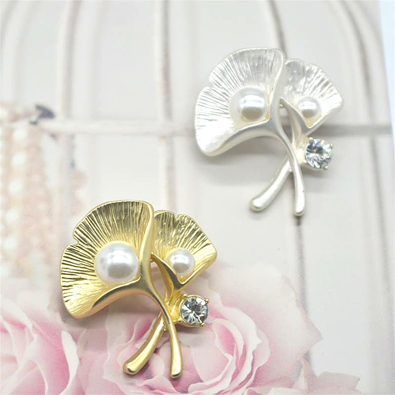 Ginkgo Leaf Brooch