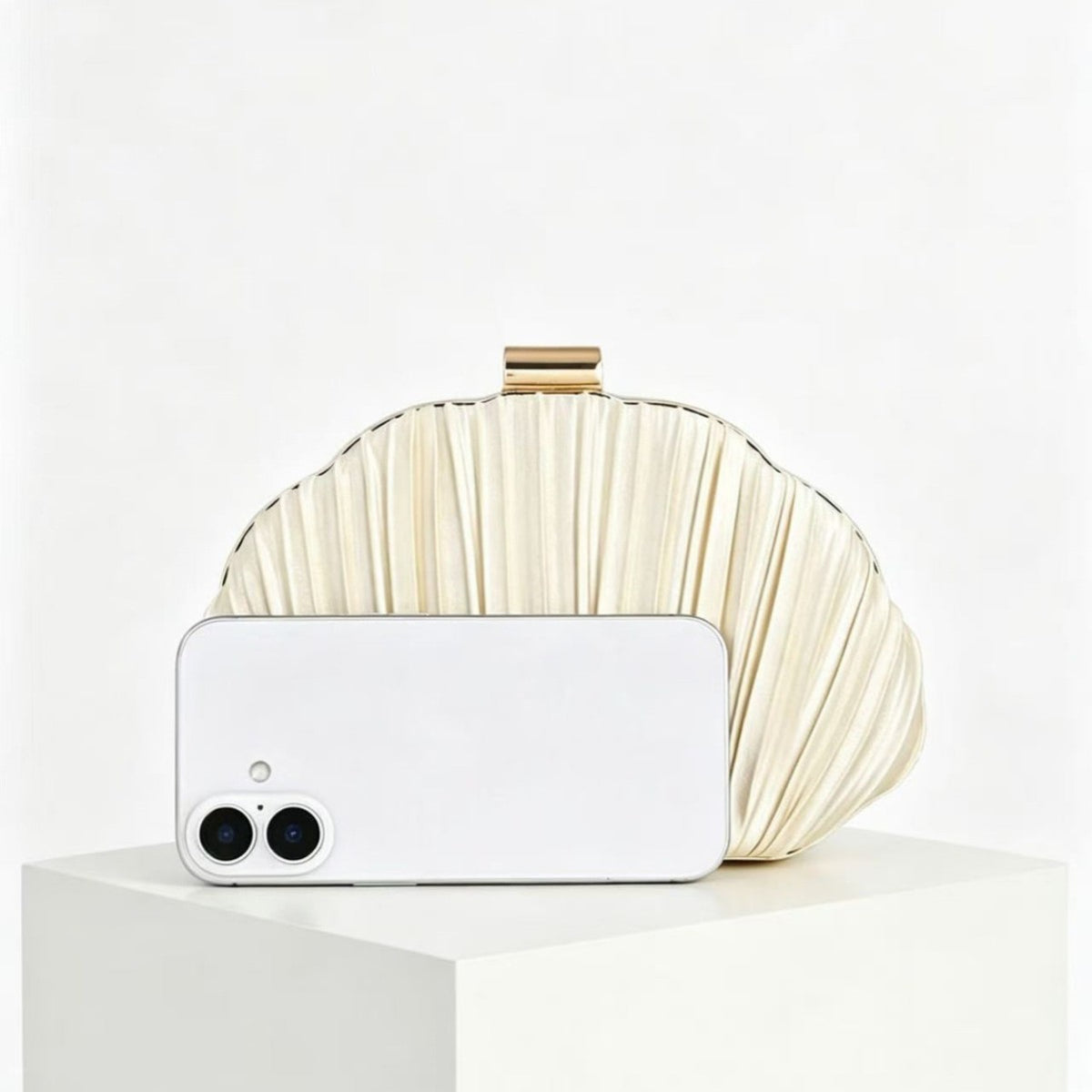 Shell-Shape Pleated Bag