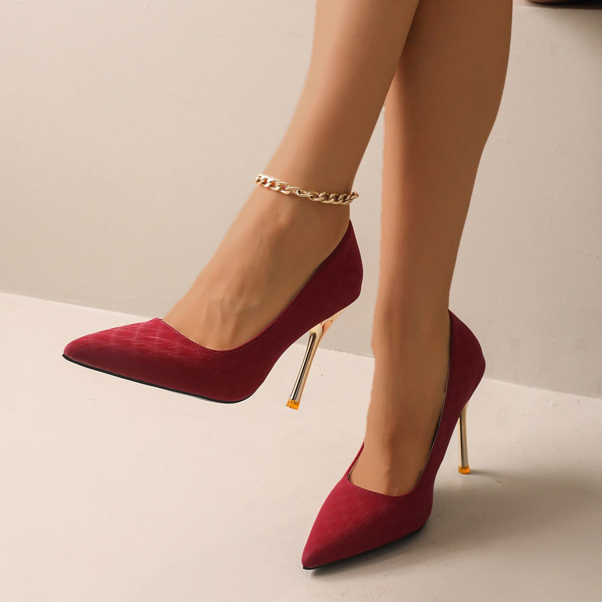 Pointed-Toe PU Pumps