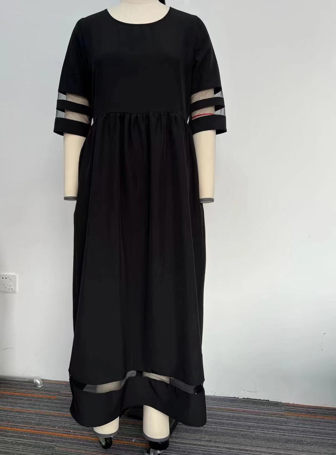 Mesh-Detail Pocket Maxi Dress